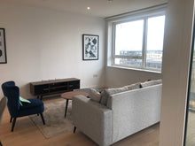 Load image into Gallery viewer, High Floor 2 Beds Elephant Park (North West Facing)