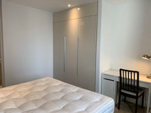 Load image into Gallery viewer, Penthhouse Top Floor 2 Beds Elephant Park (North East Facing)