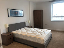 Load image into Gallery viewer, High Floor 2 Beds Elephant Park (North West Facing)